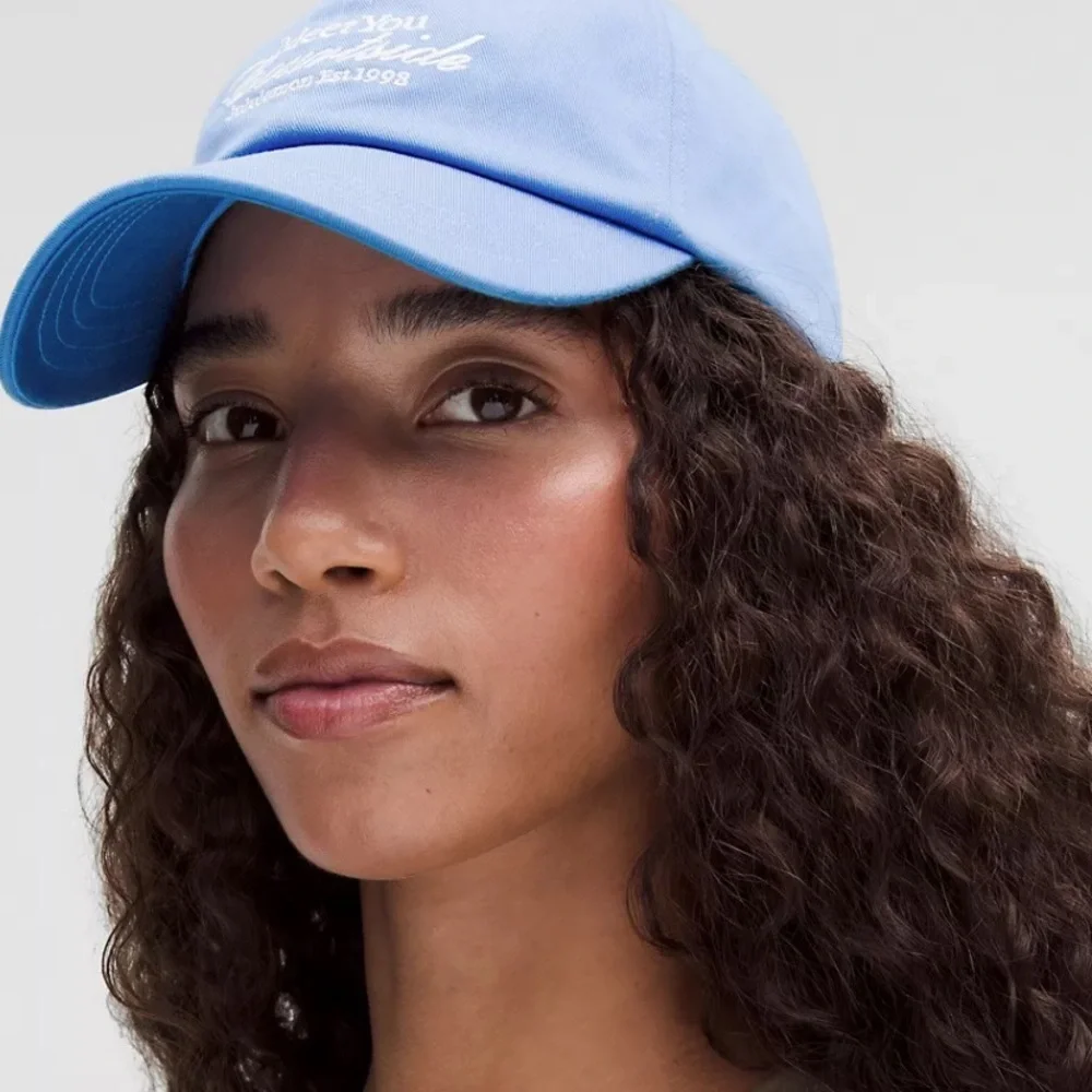 Lululemon Classic Unisex Baseball Cap Tennis Club Pool party/White NWT